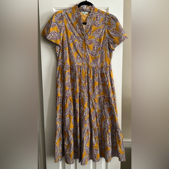 Jade Button Midi Dress - NWT size Small - Picture 1 of 2